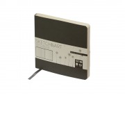 Скетчбук Sketch & Art в мягком переплете 145х145 мм, 100 л. бежевой бумаги 100 гр., серый