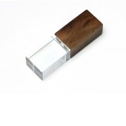 USB-флешка на 32 Гб прямоугольной формы, под гравировку 3D логотипа, материал стекло, с деревянным колпачком красного цвета, красный