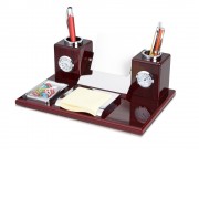 Настольный прибор Петронас: часы, термометр, подставки под ручки, визитки, скрепки, бумажный блок