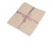 Плед флисовый Natty из переработанного пластика, бежевый с розовой лентой